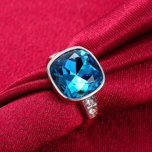 2017 Fashion Quality Gold Color Luxury Exaggerated Wedding Blue Zircon Crystal Rings Female Statement Jewelry Accessories